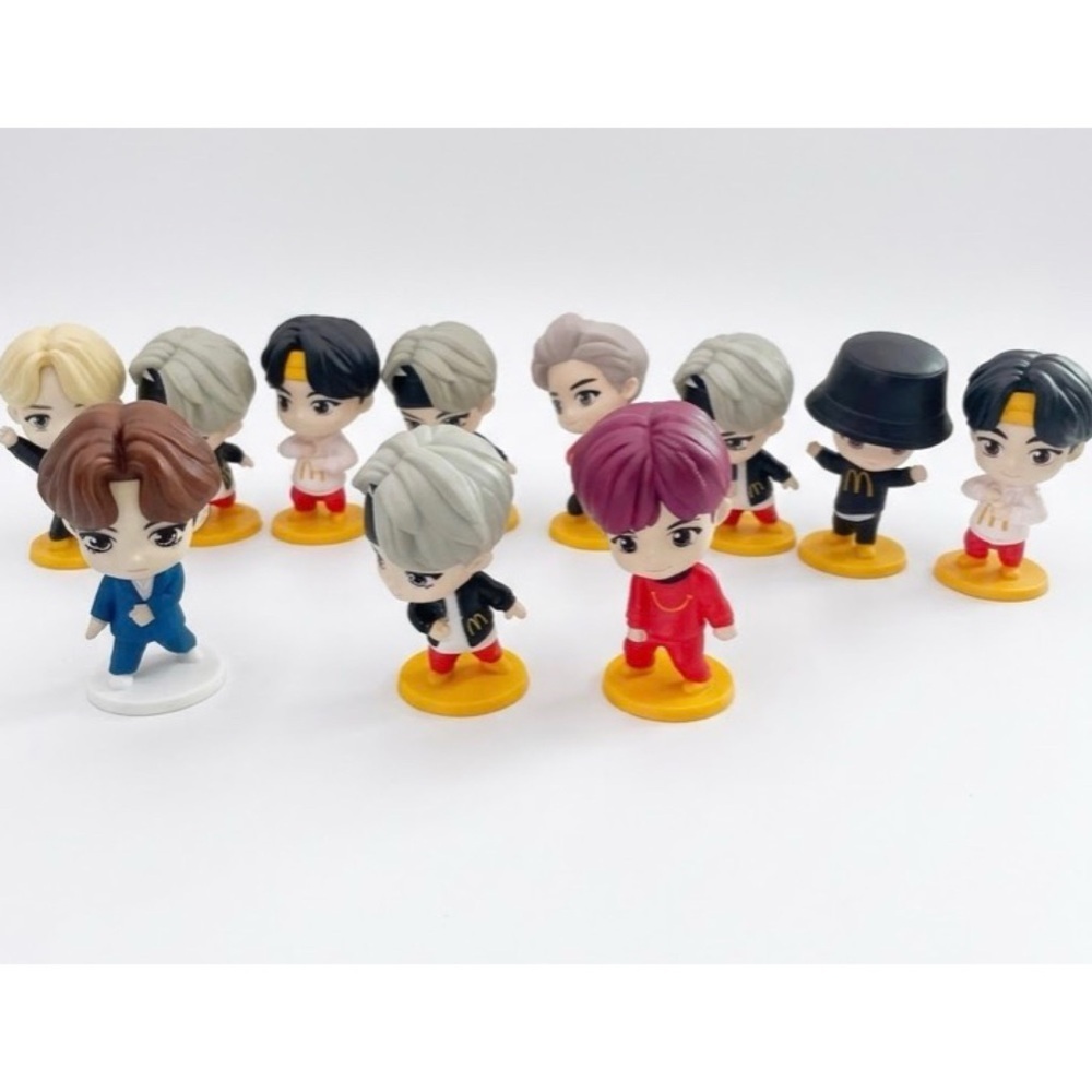 11 McDonald's x TinyTAN BTS K-Pop Idol Figurine Encore Edition Collectibles Toys